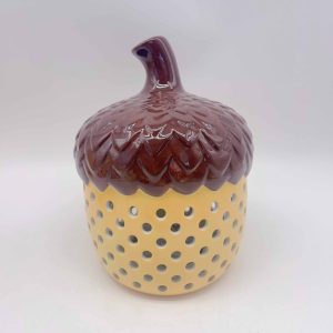 Pale Yellow Ceramic Hazelnut Pattern Lantern